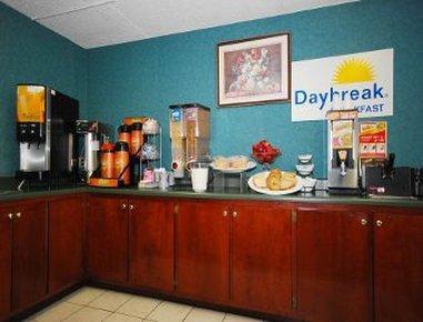 Days By Wyndham Dickson
